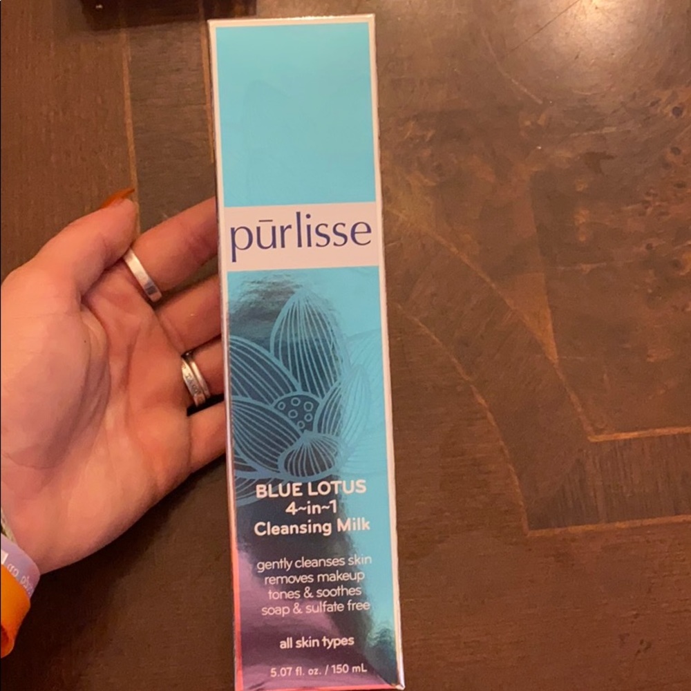 never opened purlisse cleansing milk